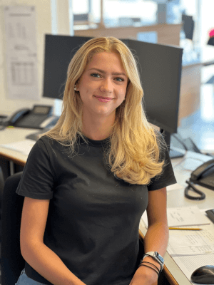 Celine Krieger (Auszubildende für Büromanagement) - Autohaus Reiner Hermann GmbH & Co.KG